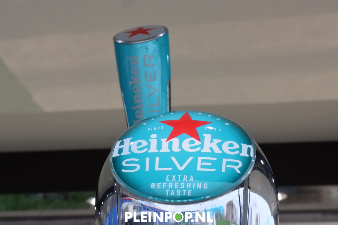 Zondag D I V.        (7)